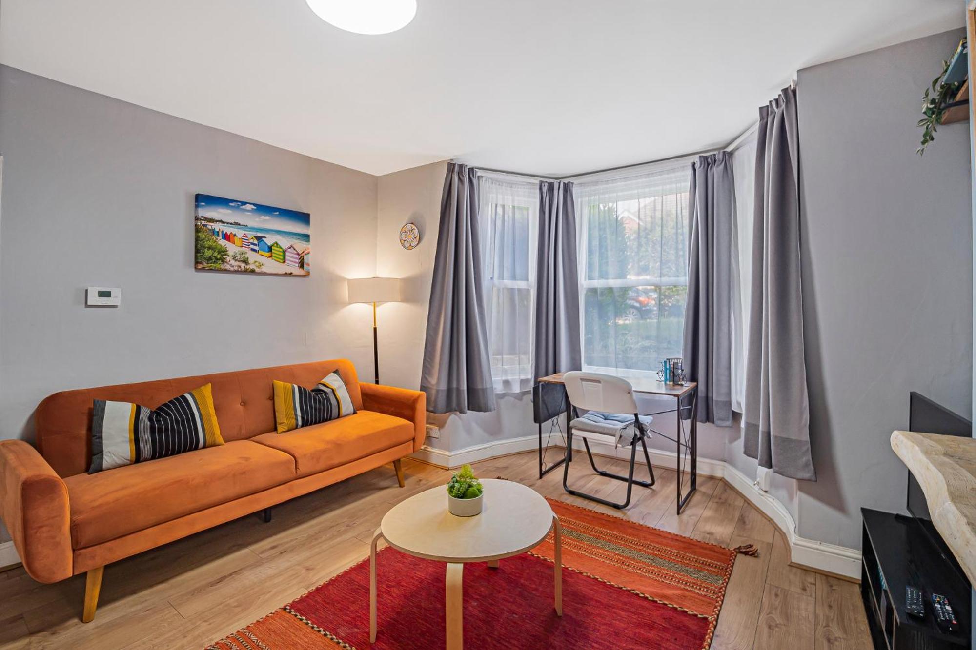 Pass The Keys Private Garden Apartment By Tulse Hill Station ロンドン エクステリア 写真